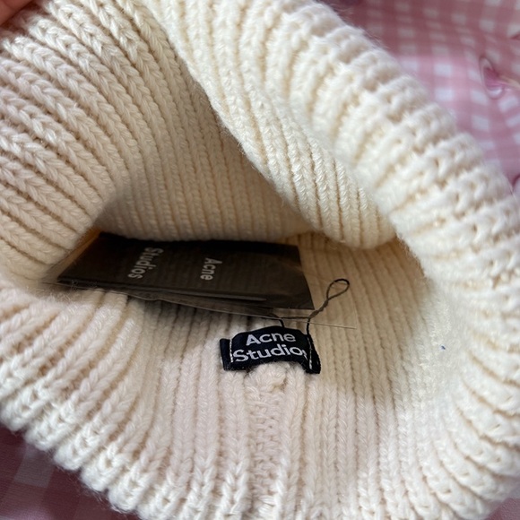 Acne Studios Knit Beanie White - Picture 4 of 5